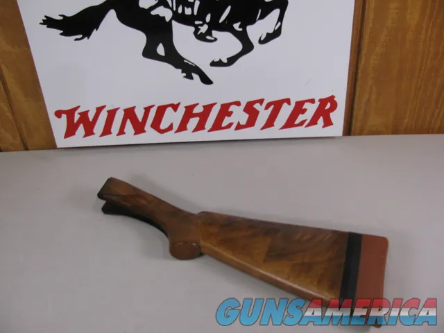 8114  Winchester Model 21 12 Gauge stock measurement of wood is 13   Img-1