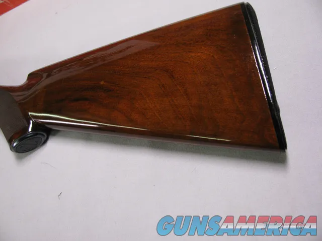 7725 Winchester 101 field skeet 28 gauge 28 inch barrels sk/sk 98+ % condition, WINCHESTER BROCHURE, CORRECT WINCHESTER SERIALIZED BOX TO GUN, pistol grip with cap, vent rib, ejectors, Winchester butt plate, all original, 2 brass bead, hard Img-3