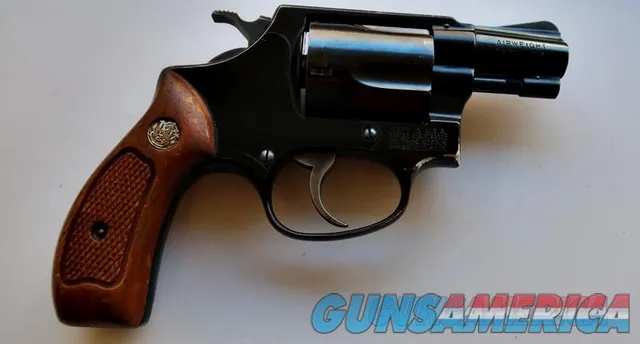 SMITH & WESSON 37 CHIEF SPECIAL 38 SPECIAL REVOLEVR Img-1
