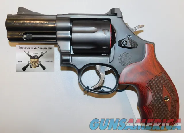 Smith & Wesson 586-7 Performance Center