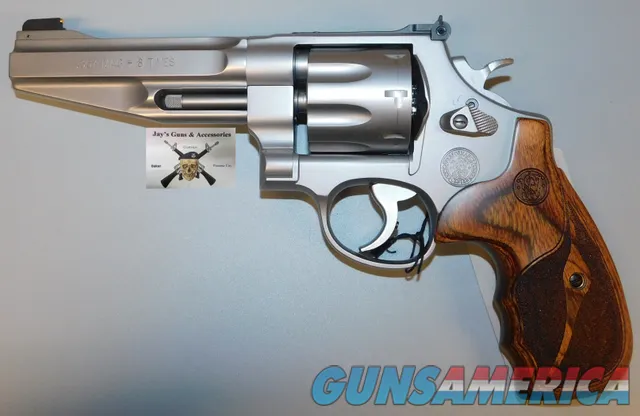 Smith & Wesson 627-5 (170210*) Performance Center