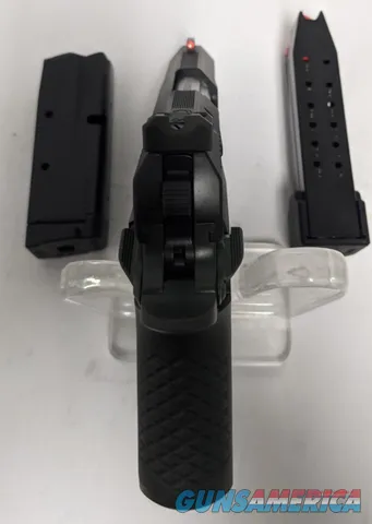 Wilson Combat SFX 9 (9 mm)