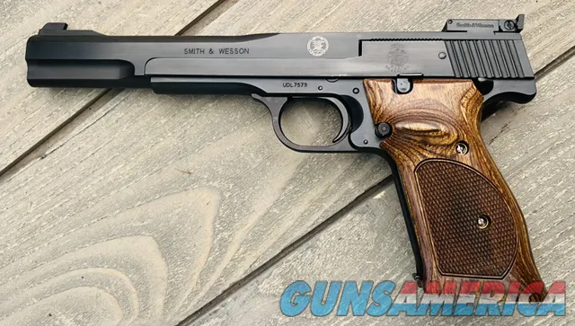 Smith & Wesson Model 41 .22LR