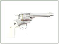 6Ruger Vaquero HIGH GLOSS Stainless 357 Mag 5.5 NIC Img-2