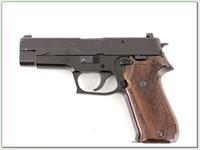 Sig Sauer P220 West German 45 ACP 2 Magazines Exc Cond Img-2