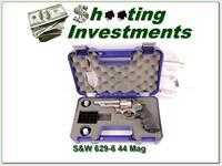 Smith & Wesson 629-8 44 Magnum 4in Stainless in case Img-1