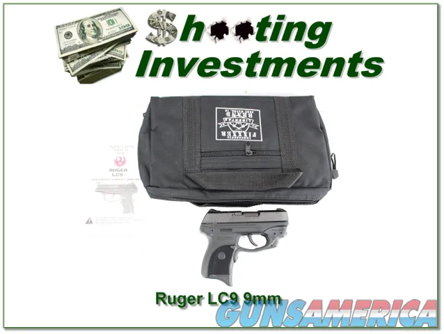 Ruger LC9 9mm in soft case with 4 magazines and manual