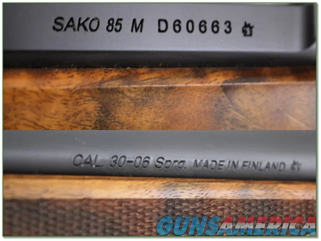 Sako 85 M 30-06 with exhibition wood Img-4