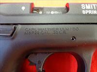 S & W M & P 22 MADE BY WALTHER ARMS IN GERMANY Img-6