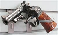 SMITH & WESSON MODEL 19-6 357 MAGNUM REVOLVER