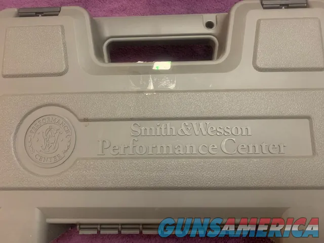 S & W 627 -5 Performance Center 8 Shot 357 Magnum Img-4