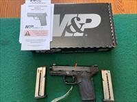 Smith & Wesson Military & Police Shield EZ Img-1