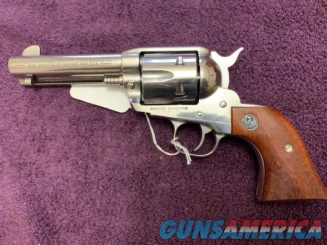 Ruger Vaquero Old Model, 44-40 Gloss Stainless Steel