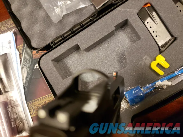 Kimber R7 Mako OI 9mm