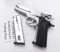 SMITH & WESSON INC 022188125610  Img-1