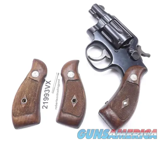 Smith & Wesson Factory Grips K L Frame Round Butt Revolvers Magna Service Walnut Models 10 13 19 64 65 66 586 686 sku 21993 Very Good to Excellent Condition 1962