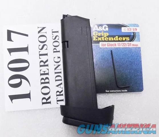 Glock 19 9mm 17 round factory magazine with A&G Grip Adapter MF19017 type on Speed 