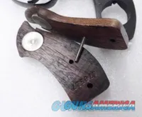 Smith & Wesson Grip Screws for J Frame Magna & Banana Wood Service Grips 1 Inch Stainless 188SS Buy 3 Ships Free! 