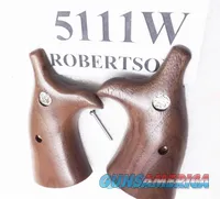 Smith & Wesson K or L Frame Square Butt Target Herretts Walnut Revolver Grips 5111W S&W Medallions Speedloader Compatible New Models 10 13 15 17 19 64 65 66 681 686 