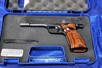 Smith & Wesson Model 41 .22 LR new in case