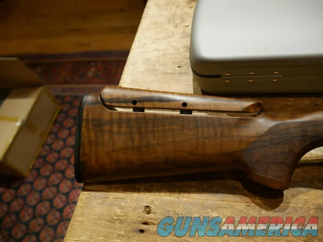 Beretta 694 Sporting Vittoria 12ga 30" Womens!