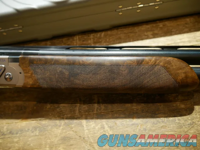 Beretta 694 Sporting Vittoria 12ga 30" Womens!