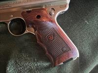 Ruger Stainless MKII Target 22 Cal Pistol 5  BBl Grips have been replaced with Laminated Target Grip Like new Excellent condition Img-3
